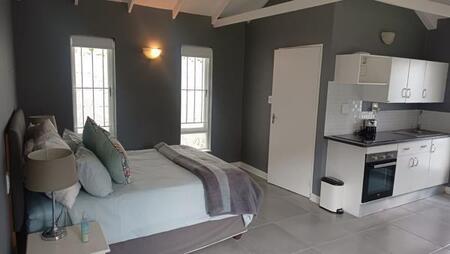 1 Bedroom Apartment in Greenside