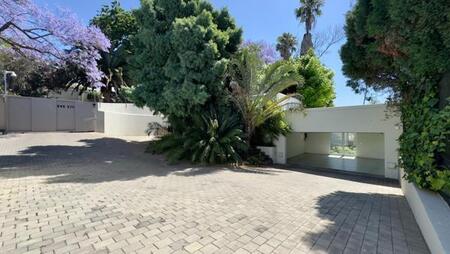 2 Bedroom House in Northcliff