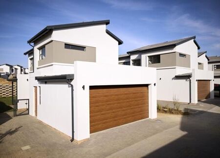 3 Bedroom Duplex in Jackal Creek Golf Estate