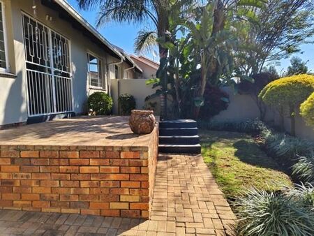 2 Bedroom Townhouse in Sundowner