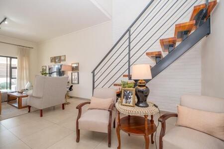 4 Bedroom House in Noordhang