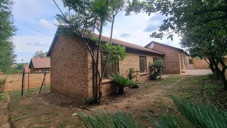 3 Bedroom Townhouse in North Riding