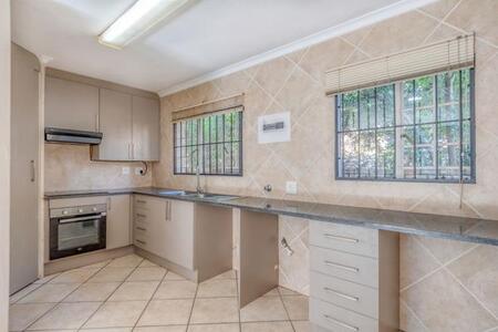 2 Bedroom Townhouse in Sundowner