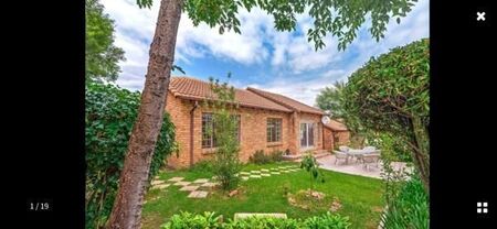 3 Bedroom Townhouse in Johannesburg North