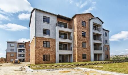 2 Bedroom Apartment in Cosmo City