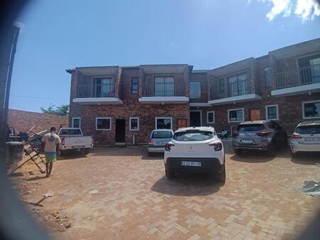 18 Bedroom Apartment in Cosmo City