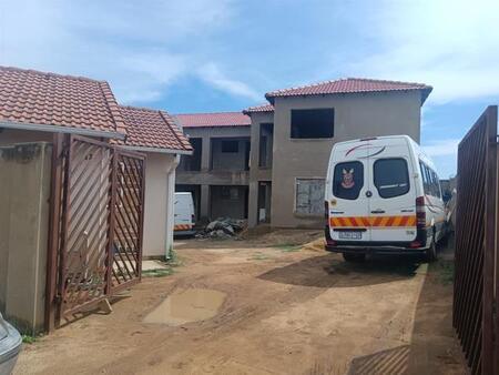 1 Bedroom House in Cosmo City