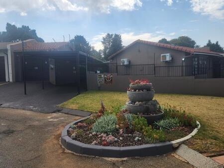 2 Bedroom House in Sundowner