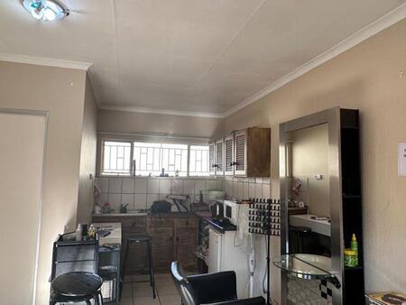1 Bedroom Apartment in Olivedale