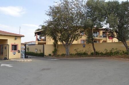 2 Bedroom Apartment in Sundowner