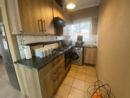 2 Bedroom Apartment in Sharonlea