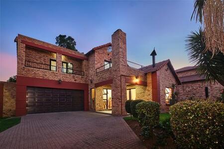 5 Bedroom Cluster in Sundowner