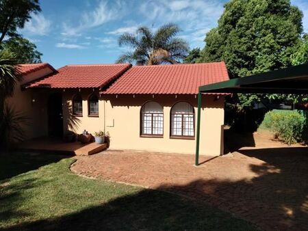 3 Bedroom House in Sharonlea