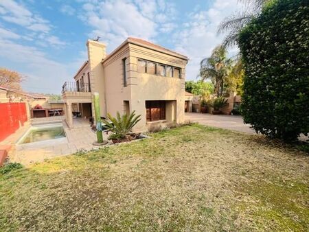 3 Bedroom House in Boskruin