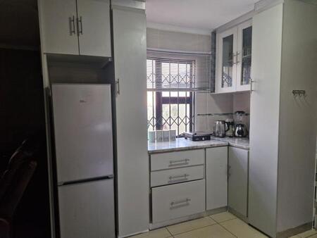 3 Bedroom House in Kya Sands