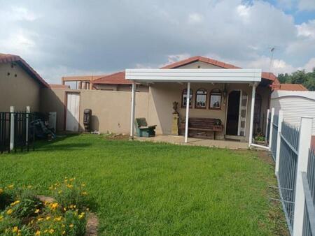 2 Bedroom House in Ormonde