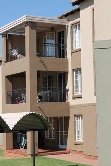 2 Bedroom Apartment in Meredale