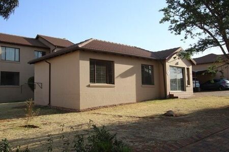 3 Bedroom Townhouse in Elandspark