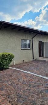 1 Bedroom Apartment in The Hill