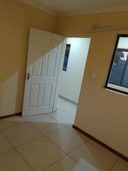 1 Bedroom Apartment in Rosettenville