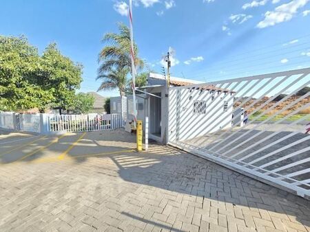 3 Bedroom Apartment in Linmeyer