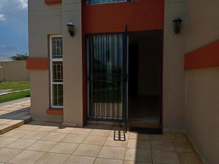 2 Bedroom Townhouse in Aeroton