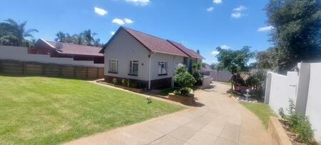 3 Bedroom House in Linmeyer