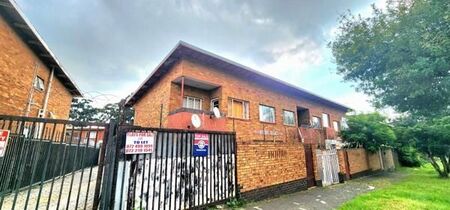 2 Bedroom Apartment in Rosettenville