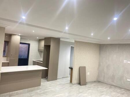 3 Bedroom House in Aeroton