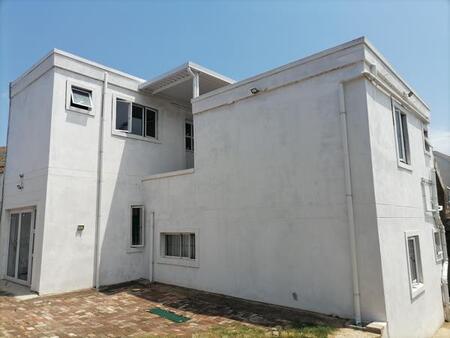 Studio Apartment in Morningside