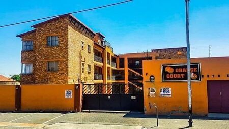 Studio Apartment in Turffontein