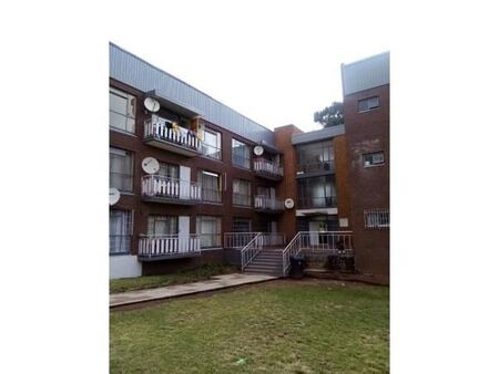 1 Bedroom Apartment in Rosettenville