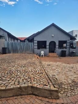 1 Bedroom House in Mulbarton