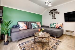 Loft in Bryanston East