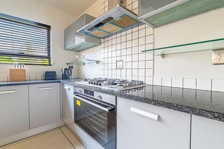 4 Bedroom Penthouse in Sandown