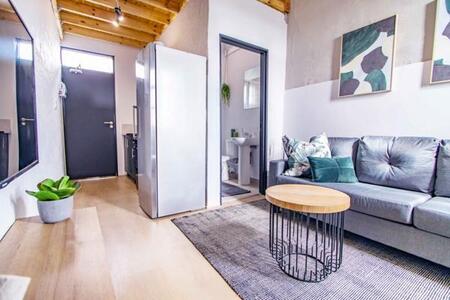 1 Bedroom Apartment in Bramley