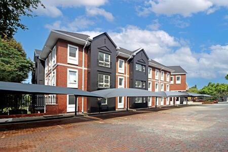 2 Bedroom Apartment in Illovo