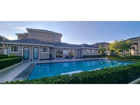 1 Bedroom Apartment in Fourways