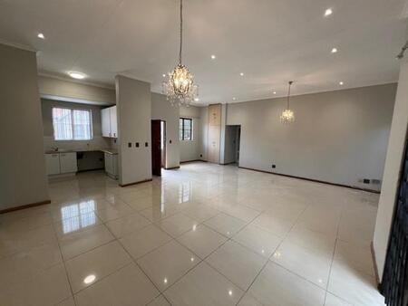 3 Bedroom Apartment in Saxonwold
