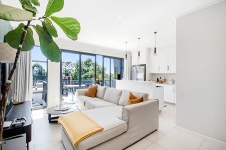 3 Bedroom Apartment in Melrose