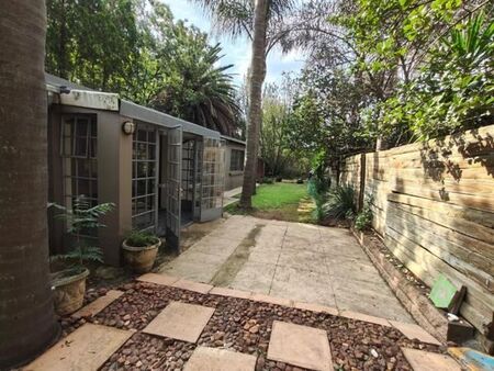 2 Bedroom Apartment in Craighall Park
