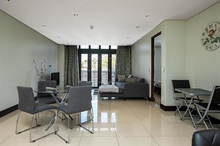 1 Bedroom Apartment in Melrose Arch