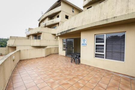 2 Bedroom Apartment in Carrington Heights