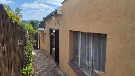 1 Bedroom House in Craighall Park