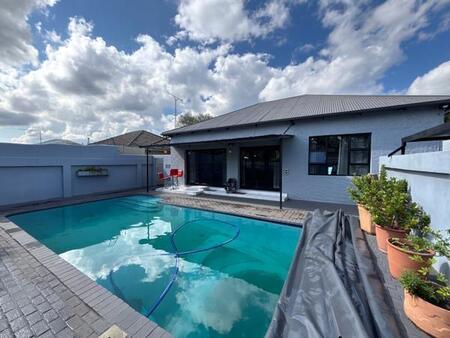 3 Bedroom House in Parkhurst