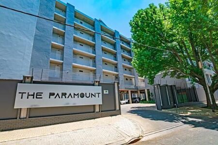 2 Bedroom Penthouse in Houghton Estate