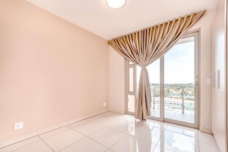 2 Bedroom Apartment in Rosebank