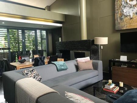 2 Bedroom Apartment in Melrose Arch