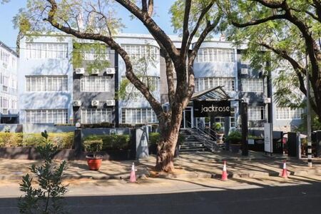 Studio Apartment in Rosebank