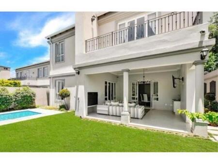 4 Bedroom Cluster in Houghton Estate